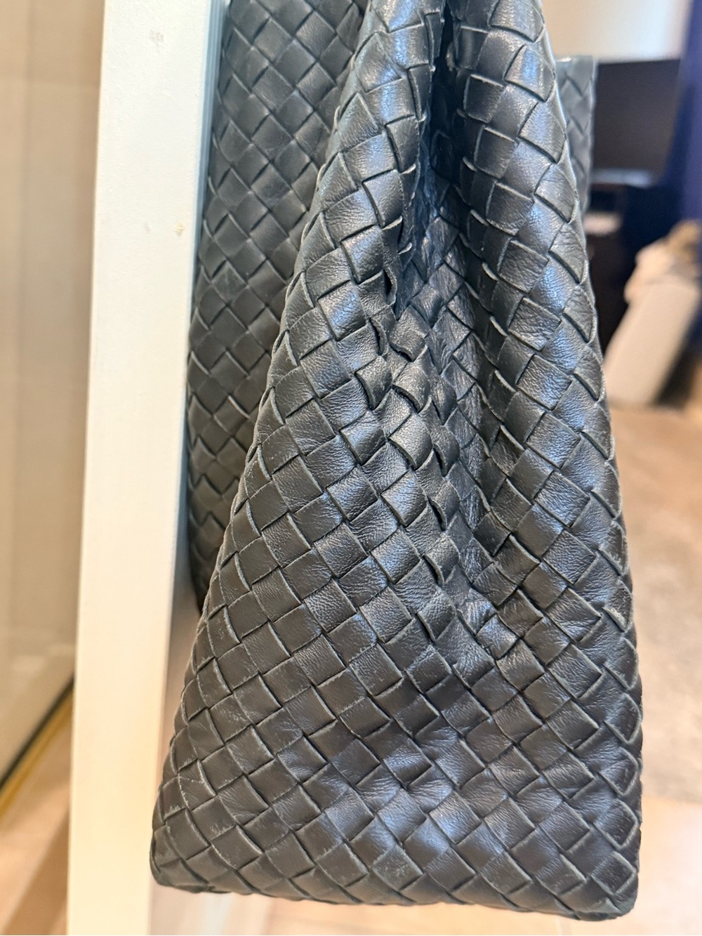 Bottega Veneta Black Intrecciato Shoulder Tote - Picture 5 of 12